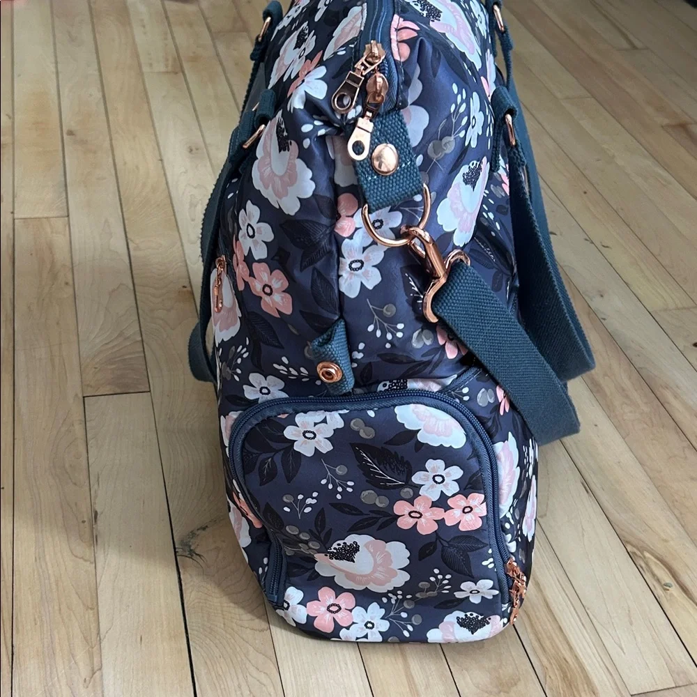 Sarah Wells Pump Tote Bag - Navy and Pink